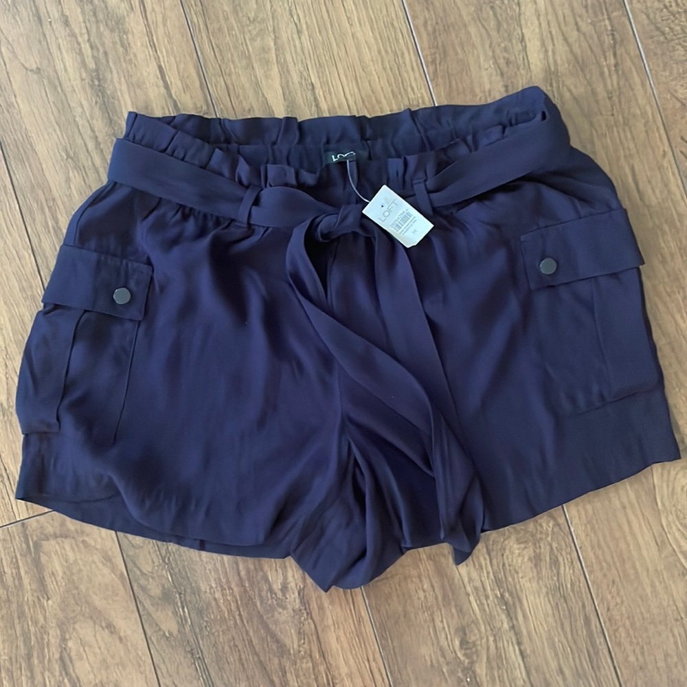 NWT LOFT Cargo Paperbag Belted Pull-On Shorts Medium